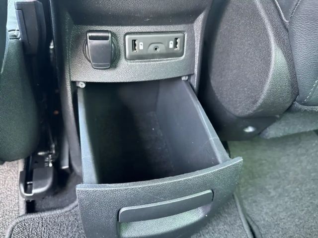 Renault Grand Scenic EDC Grand TCe 140