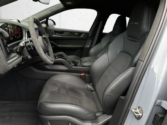 Porsche Cayenne Coupé E-Hybrid Turbo