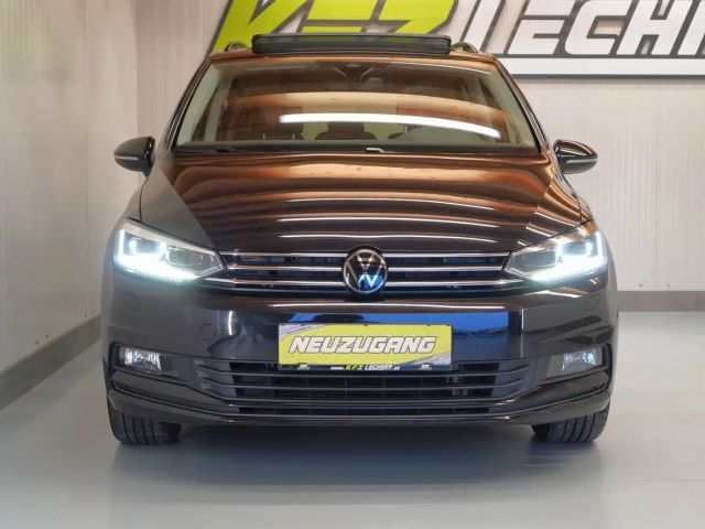 Volkswagen Touran 1.5 TSI BMT DSG
