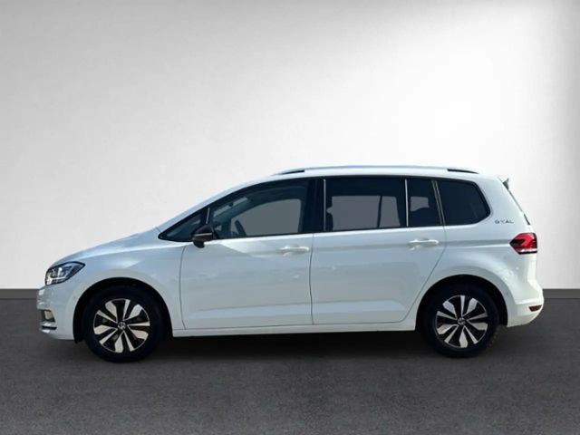 Volkswagen Touran 1.5 TSI DSG