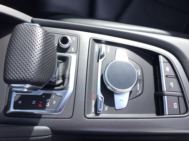 Audi R8 Performance S-Tronic Spyder V10