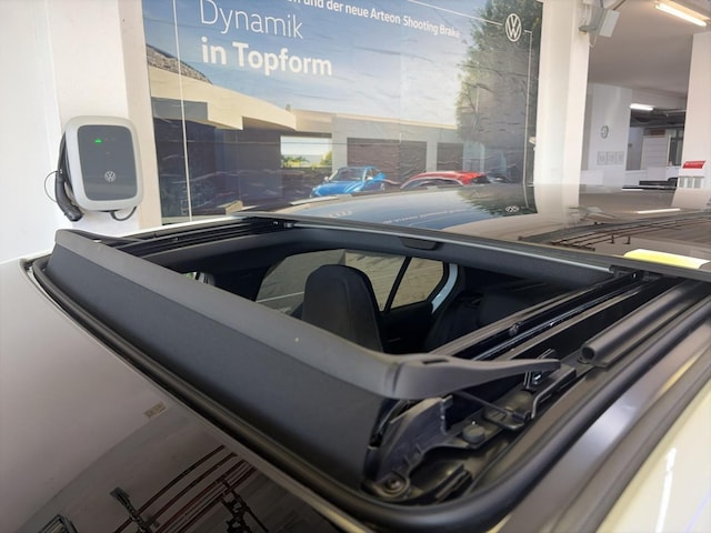 Volkswagen Golf 2.0 TDI DSG R-Line