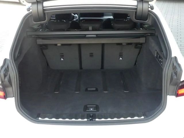 BMW 320 320i Touring