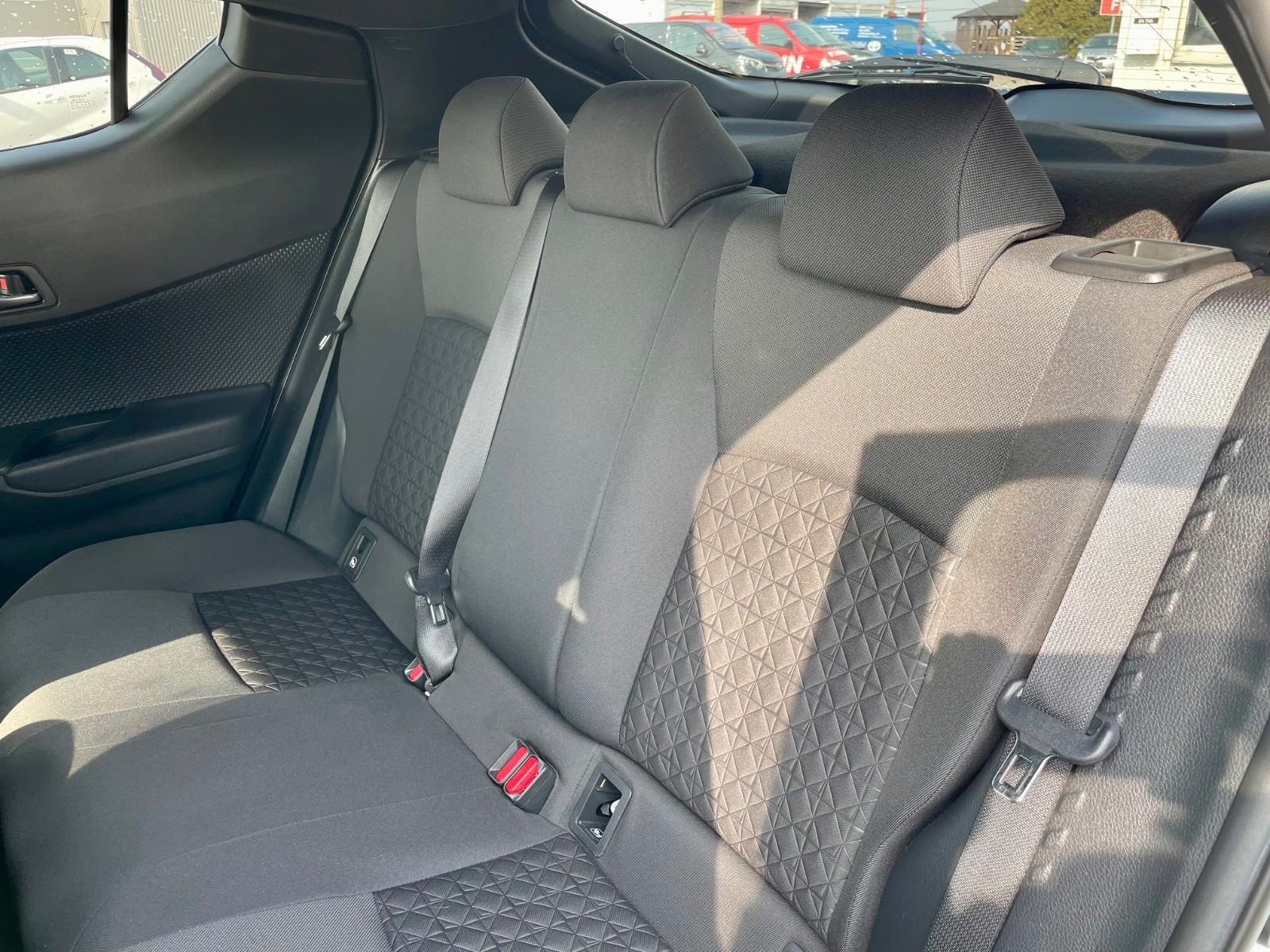 Toyota C-HR Hybride Team D