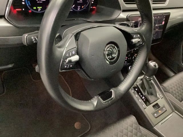 Skoda Superb 1.4 TSI Ambition Combi iV