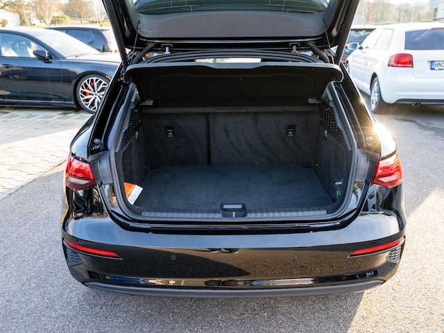 Audi A3 30 TFSI S-Tronic Sportback