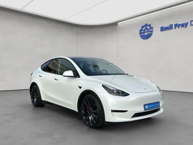 Tesla Model Y AWD Dual Motor Performance