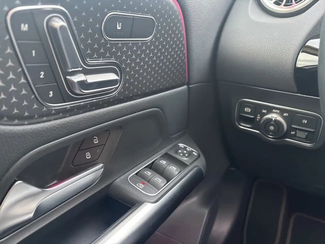 Mercedes-Benz GLA 180 Progressive