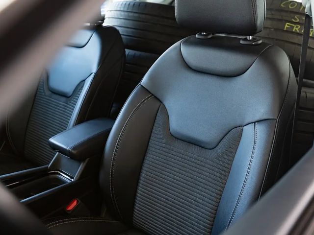 Jeep Compass Altitude Hybrid
