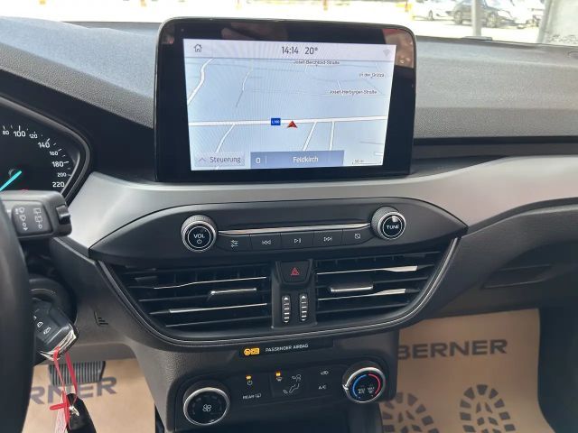 Ford Focus Cool & Connect