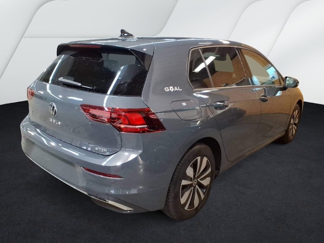 Volkswagen Golf 1.5 eTSI DSG