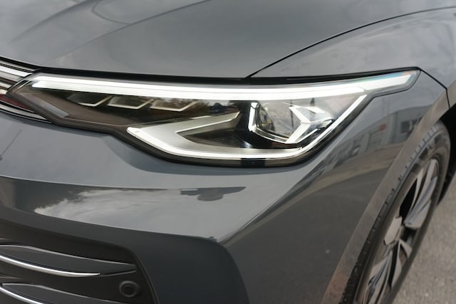 Volkswagen Golf 1.5 eTSI Golf VIII