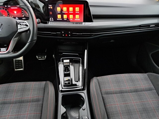 Volkswagen Golf 2.0 TSI DSG GTI