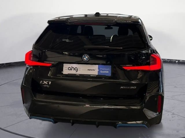 BMW iX1 M-Sport xDrive30