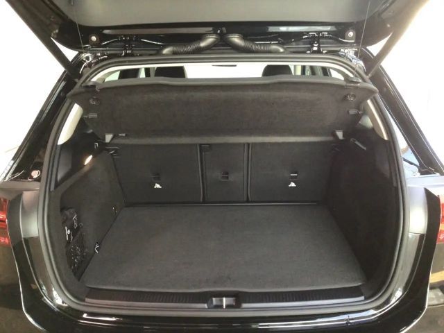 Mercedes-Benz B 180 Progressive