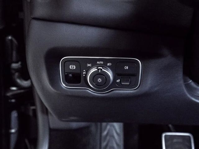 Aston Martin Vantage *Q Paint*Black Beast*Carbon*1/333*New