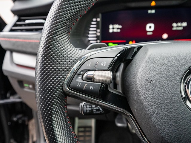 Skoda Octavia 1.4 TSI Combi RS iV