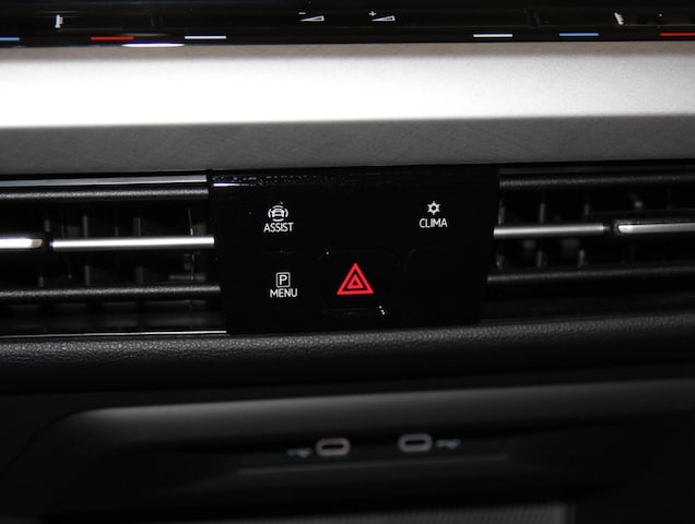 Volkswagen Golf 2.0 TDI DSG Life Variant