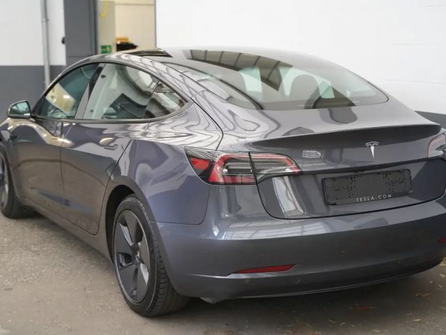 Tesla Model 3 Standard Range