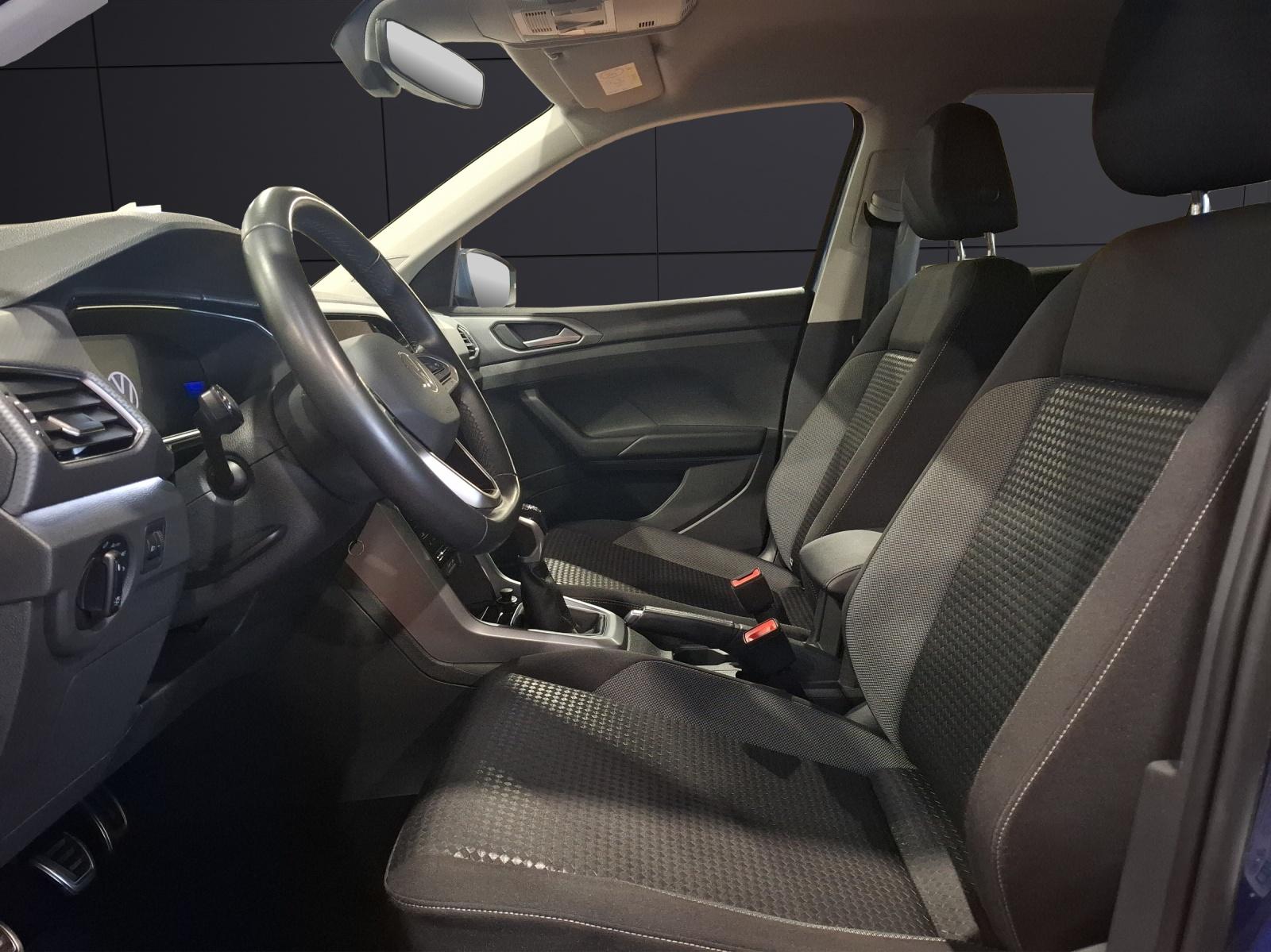 Volkswagen T-Cross TSI Active Navi AID ACC PDC SH LM