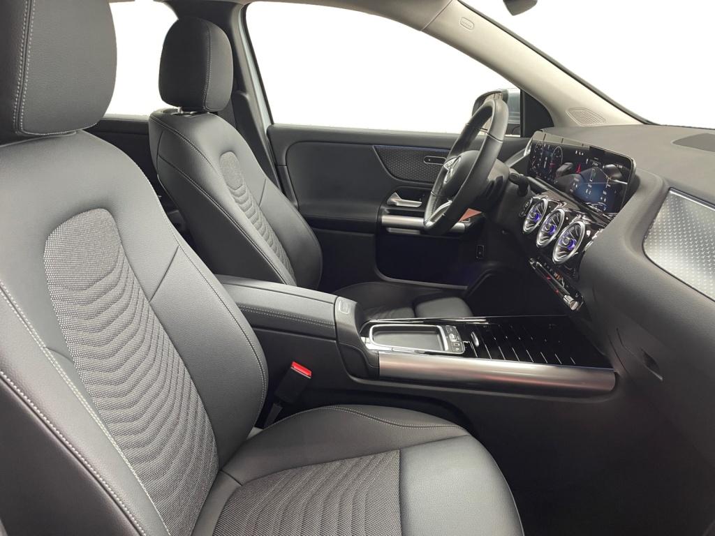 Mercedes-Benz GLA 220 4MATIC GLA 220 d Progressive