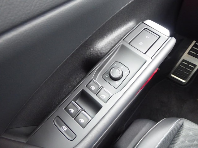 Volkswagen T-Roc T-ROC NF 1.5 RLineB 110eTSID7F