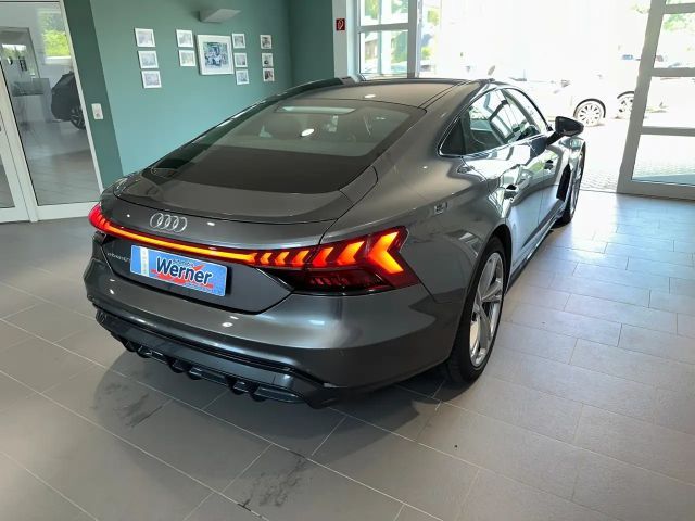 Audi e-tron GT MatrixLED PanoDach AssistenzPlus