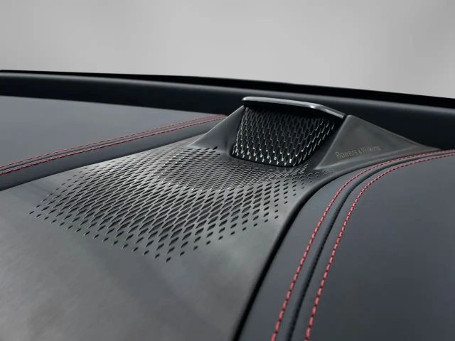 Aston Martin DBX 707 MY25