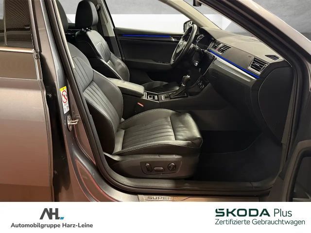 Skoda Superb 2.0 TDI Combi Style Style