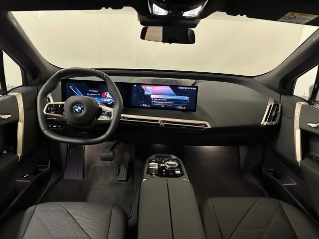 BMW iX xDrive40