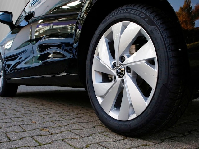 Volkswagen Golf 2.0 TDI DSG Life Variant