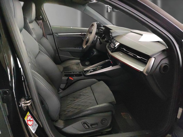 Audi RS3 Quattro S-Tronic Sedan