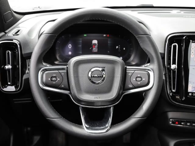 Volvo XC40 Dark Plus