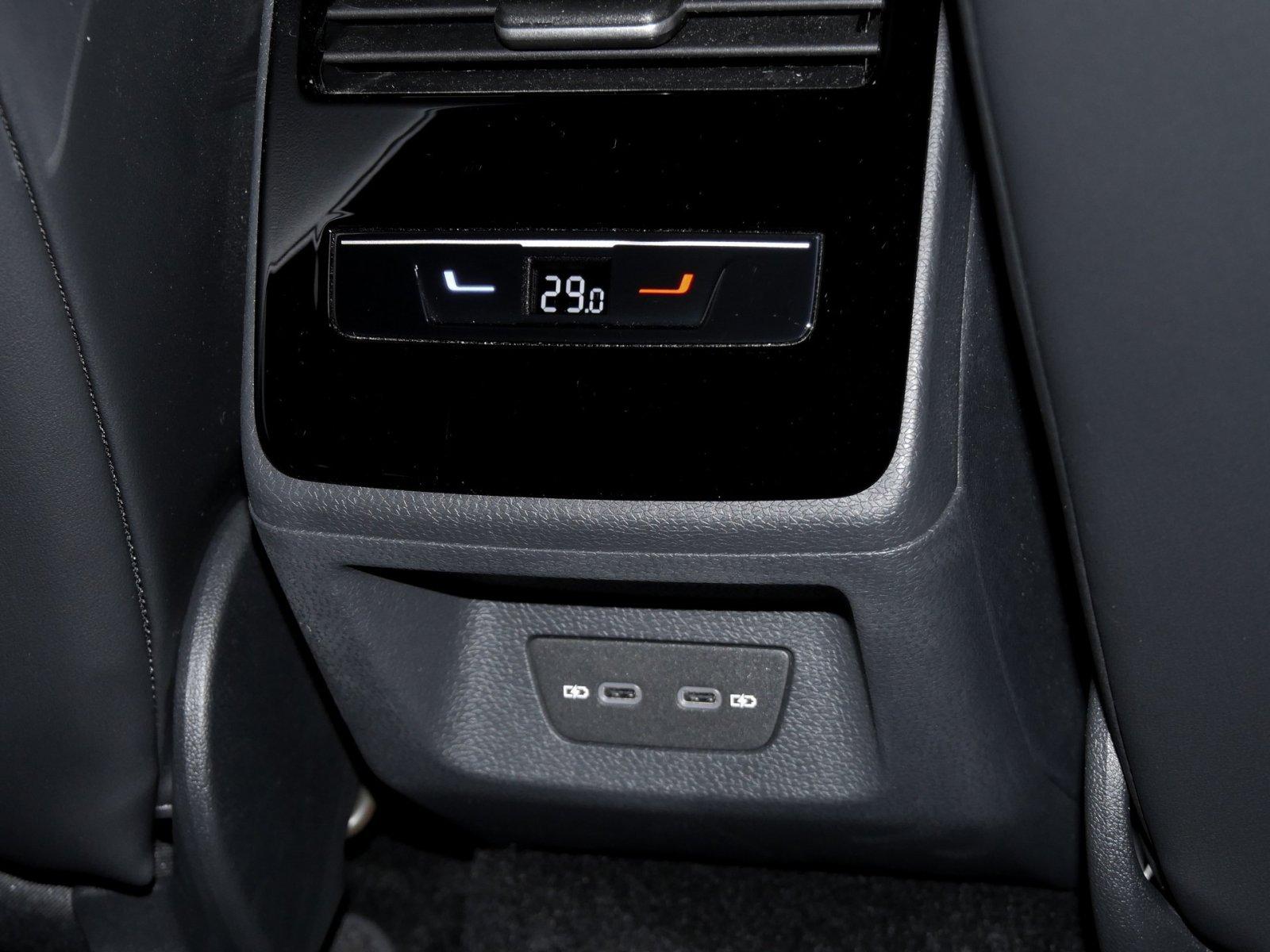 Volkswagen ID.7 IQ.Drive Pro Tourer