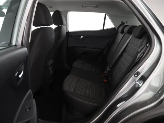 Kia Stonic 1.2 DPI Modell Silber Carplay Digitaltacho