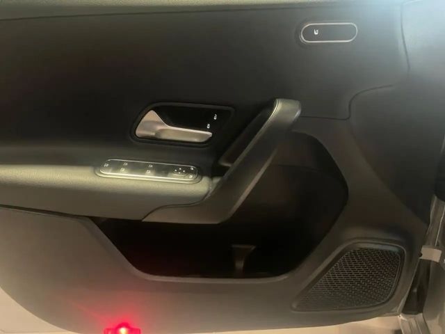 Mercedes-Benz A 200 Style