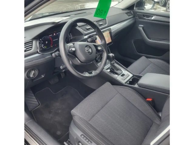 Skoda Superb 2.0 TDI Combi Style Style