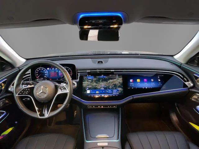 Mercedes-Benz E 220 4MATIC E 220 d Sedan