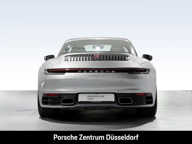 Porsche 992 4 Coupé Targa