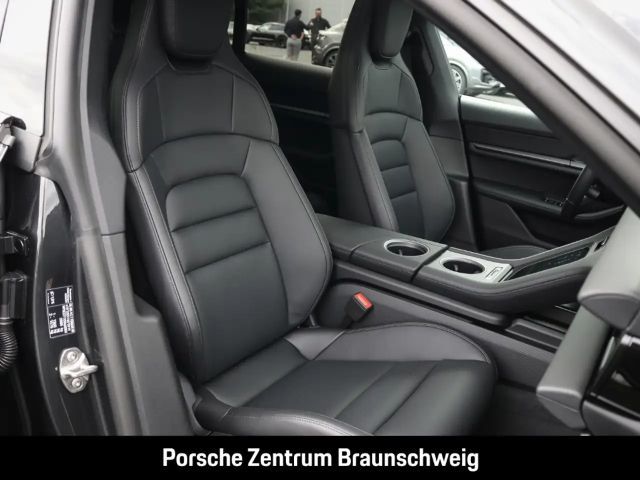 Porsche Taycan 4 Cross Turismo
