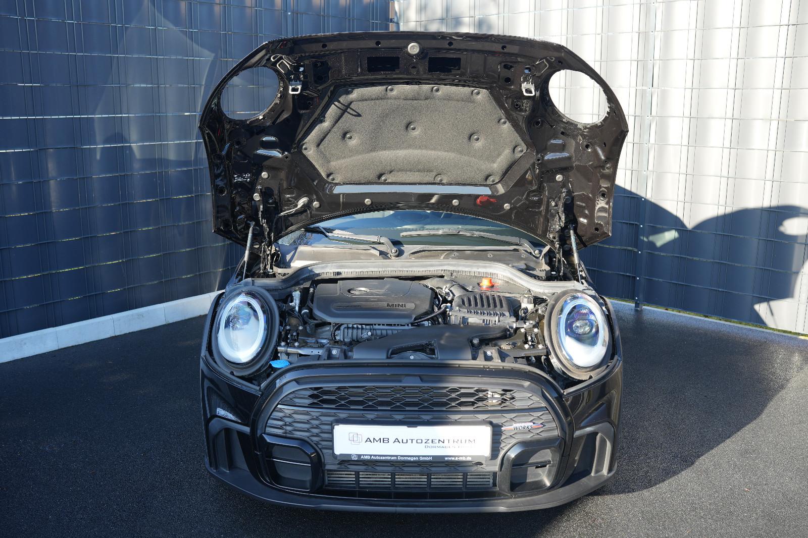 MINI Cooper John Cooper Works