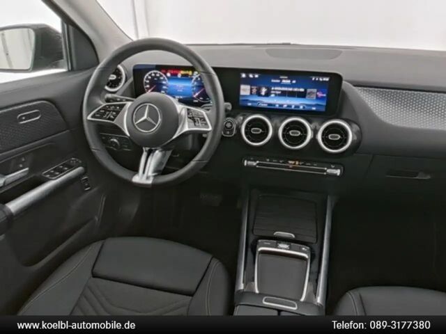 Mercedes-Benz GLA 180 Progressive