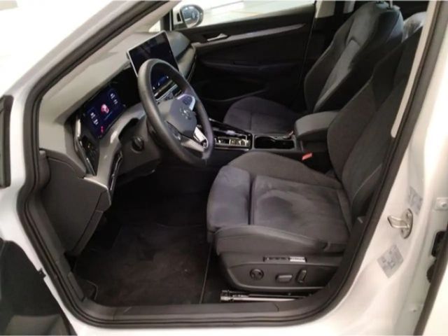 Volkswagen Golf DSG Style eHybrid