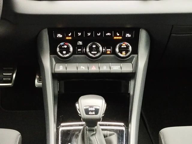 Skoda Karoq 2.0 TSI 4x4 Sportline