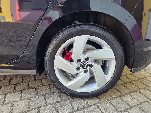 Volkswagen Golf GTE Plus eHybrid