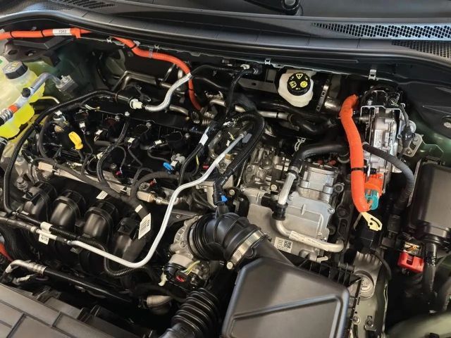 Ford Kuga Hybrid ST Line