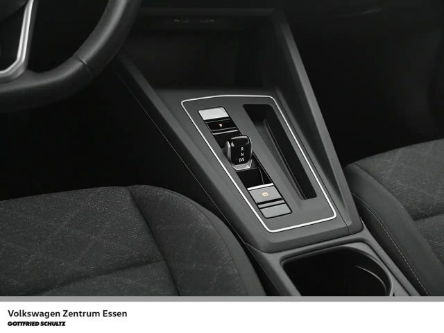 Volkswagen Golf DSG Life