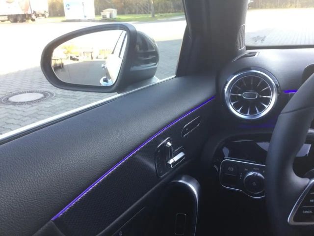 Mercedes-Benz A 180 Progressive