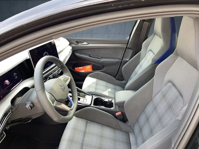 Volkswagen Golf GTE eHybrid