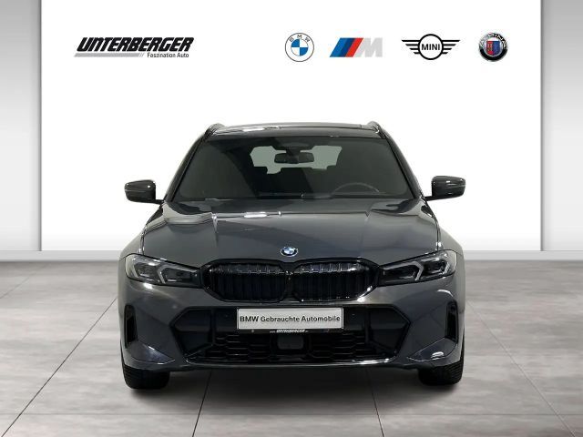 BMW 330 330d M-Sport Touring xDrive
